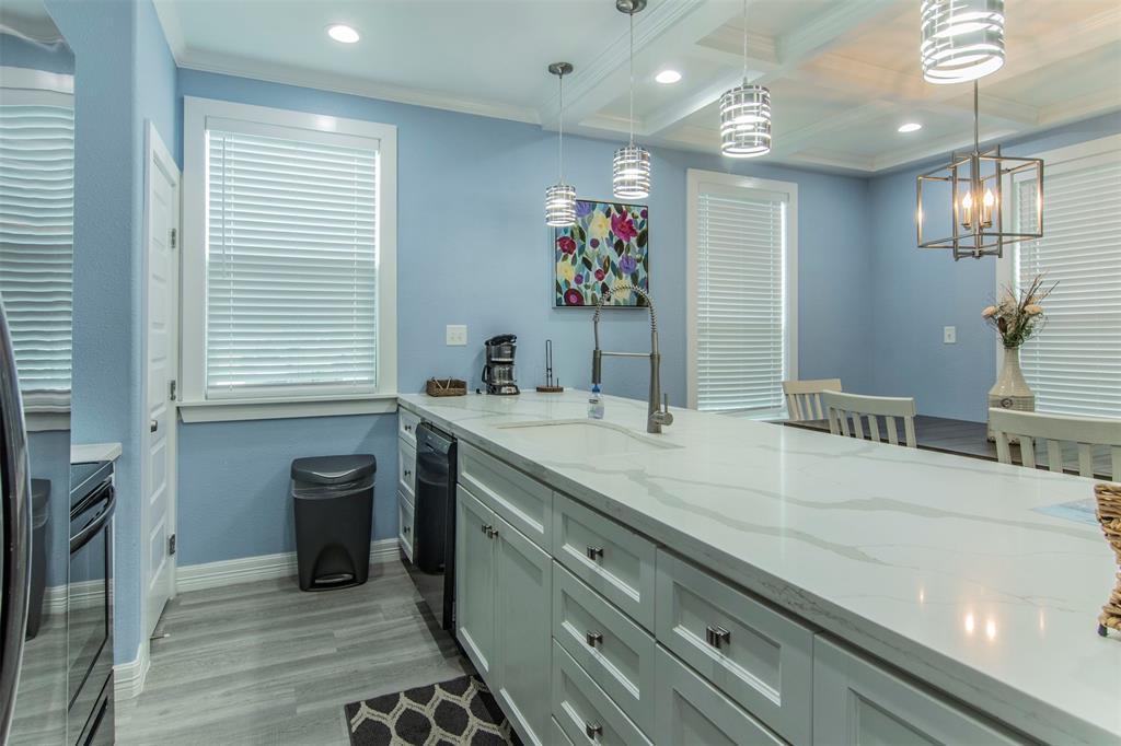 303 2 Gulfway Court, Surfside Beach, Texas 77541, 3 Bedrooms Bedrooms, 7 Rooms Rooms,2 BathroomsBathrooms,Single-family,For Sale,Gulfway,70112189