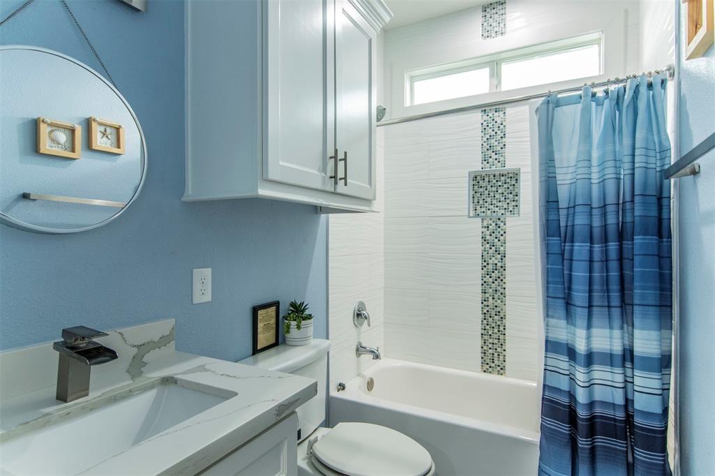 303 2 Gulfway Court, Surfside Beach, Texas 77541, 3 Bedrooms Bedrooms, 7 Rooms Rooms,2 BathroomsBathrooms,Single-family,For Sale,Gulfway,70112189