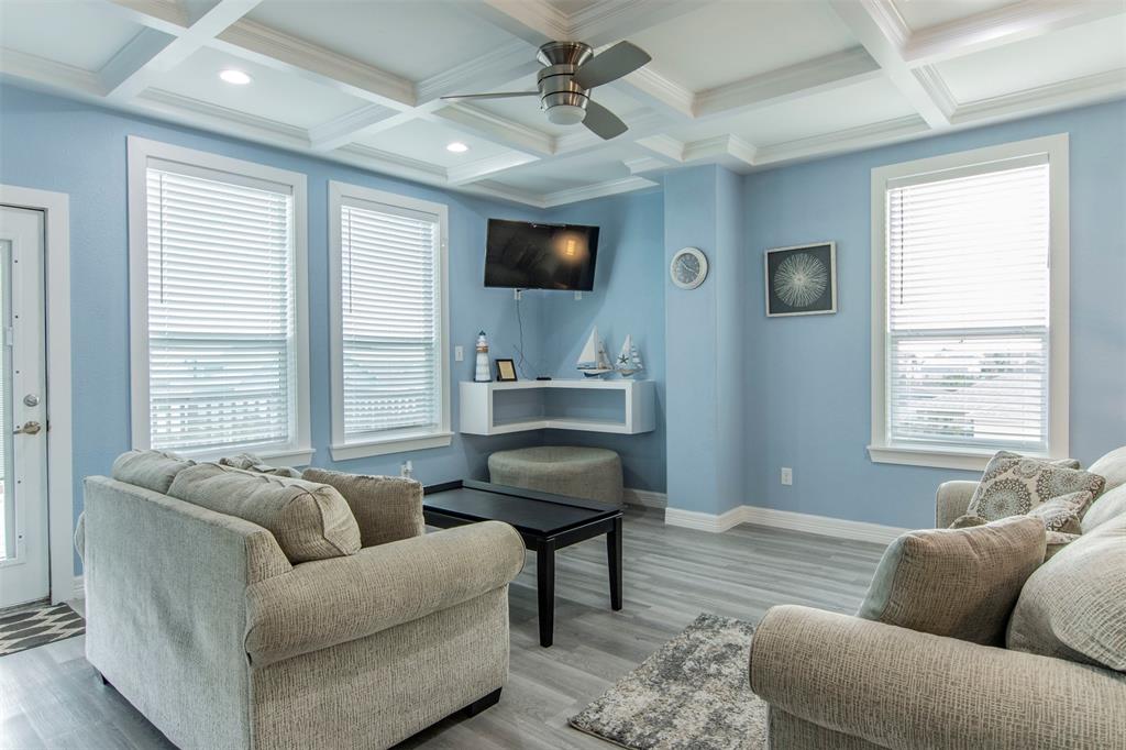 303 2 Gulfway Court, Surfside Beach, Texas 77541, 3 Bedrooms Bedrooms, 7 Rooms Rooms,2 BathroomsBathrooms,Single-family,For Sale,Gulfway,70112189