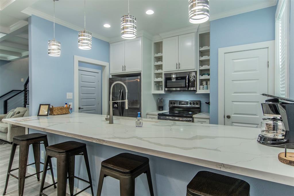 303 2 Gulfway Court, Surfside Beach, Texas 77541, 3 Bedrooms Bedrooms, 7 Rooms Rooms,2 BathroomsBathrooms,Single-family,For Sale,Gulfway,70112189