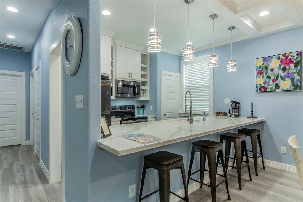 303 2 Gulfway Court, Surfside Beach, Texas 77541, 3 Bedrooms Bedrooms, 7 Rooms Rooms,2 BathroomsBathrooms,Single-family,For Sale,Gulfway,70112189