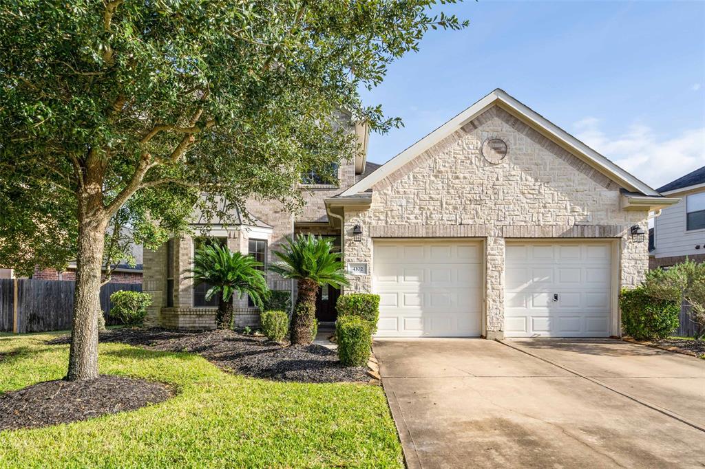 4102 2 Regal Stone Lane, Sugar Land, Texas 77479, 4 Bedrooms Bedrooms, 4 Rooms Rooms,2 BathroomsBathrooms,Single-family,For Sale,Regal Stone,90295992