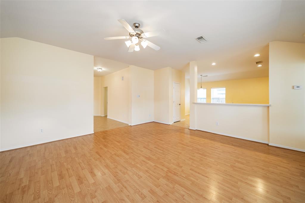 21523 1 Grand Hollow Lane, Katy, Texas 77450, 3 Bedrooms Bedrooms, 3 Rooms Rooms,2 BathroomsBathrooms,Single-family,For Sale,Grand Hollow,61273431