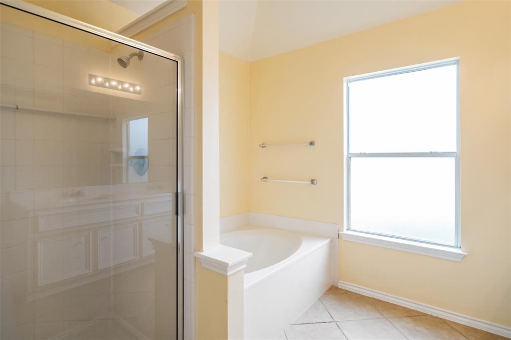 21523 1 Grand Hollow Lane, Katy, Texas 77450, 3 Bedrooms Bedrooms, 3 Rooms Rooms,2 BathroomsBathrooms,Single-family,For Sale,Grand Hollow,61273431