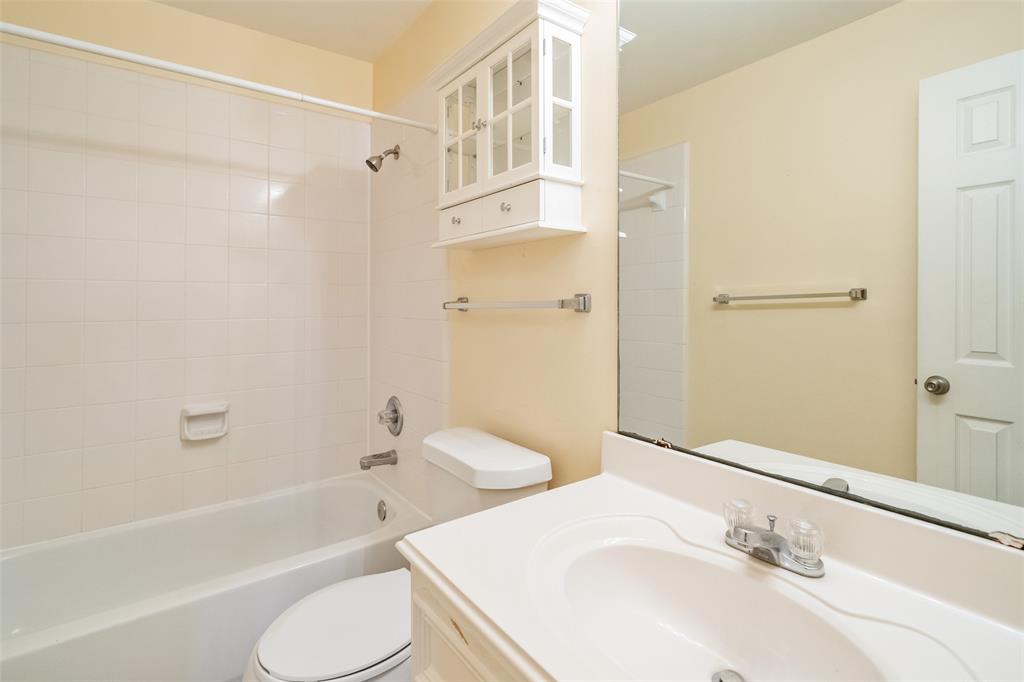 21523 1 Grand Hollow Lane, Katy, Texas 77450, 3 Bedrooms Bedrooms, 3 Rooms Rooms,2 BathroomsBathrooms,Single-family,For Sale,Grand Hollow,61273431