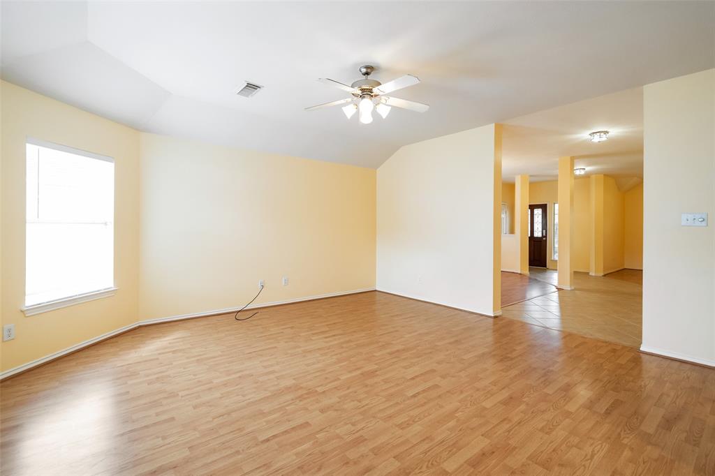 21523 1 Grand Hollow Lane, Katy, Texas 77450, 3 Bedrooms Bedrooms, 3 Rooms Rooms,2 BathroomsBathrooms,Single-family,For Sale,Grand Hollow,61273431