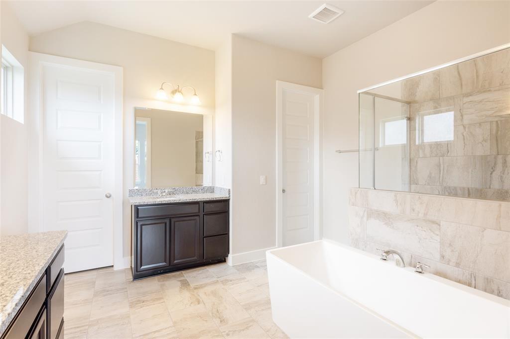 23018 1 Pearl Glen Lane, Richmond, Texas 77469, 4 Bedrooms Bedrooms, 10 Rooms Rooms,3 BathroomsBathrooms,Single-family,For Sale,Pearl Glen,67572567