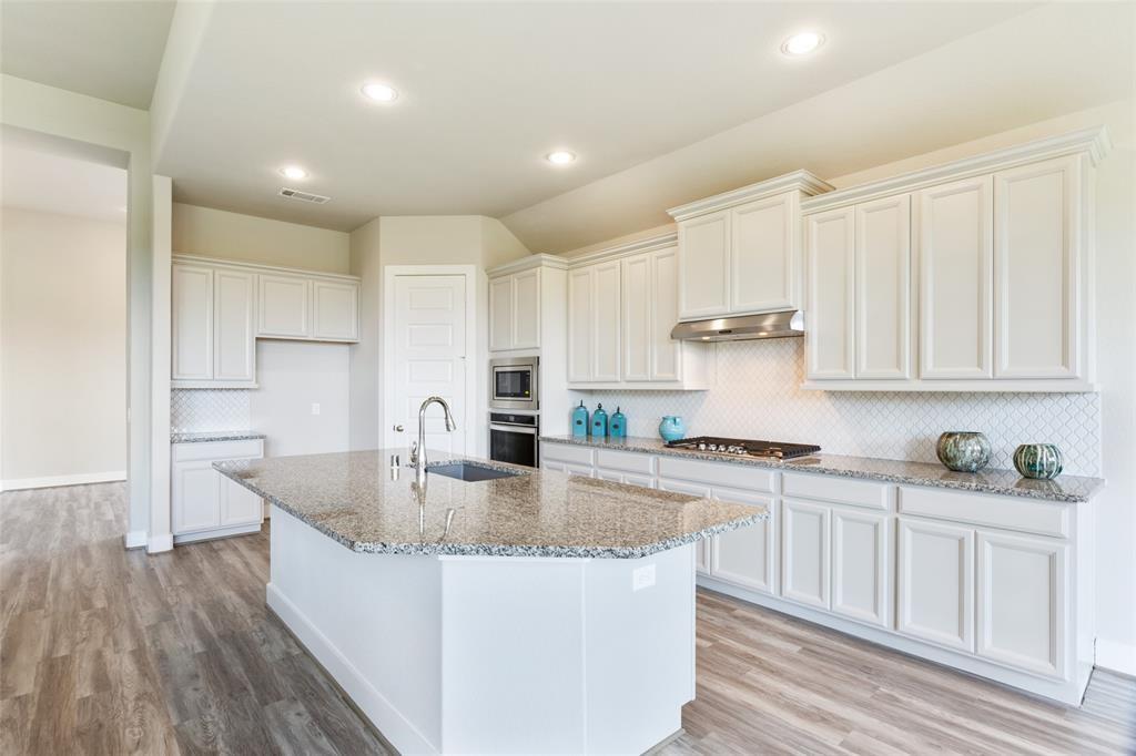 23018 1 Pearl Glen Lane, Richmond, Texas 77469, 4 Bedrooms Bedrooms, 10 Rooms Rooms,3 BathroomsBathrooms,Single-family,For Sale,Pearl Glen,67572567