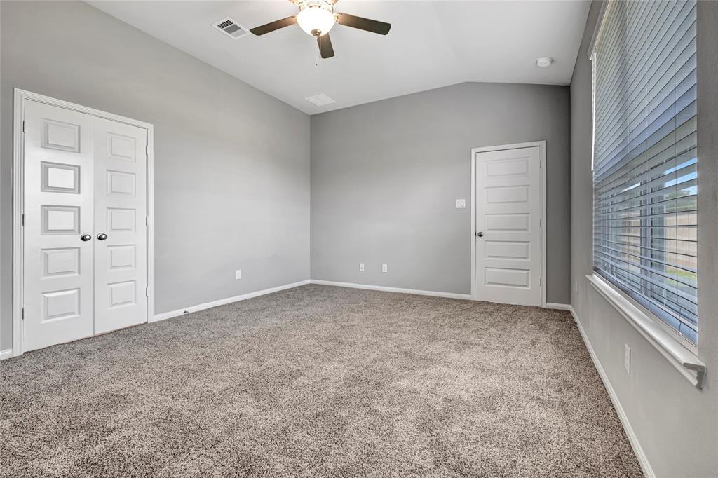 2512 2 Staplewood Springs Drive, Pearland, Texas 77089, 4 Bedrooms Bedrooms, 7 Rooms Rooms,3 BathroomsBathrooms,Single-family,For Sale,Staplewood Springs,88438108