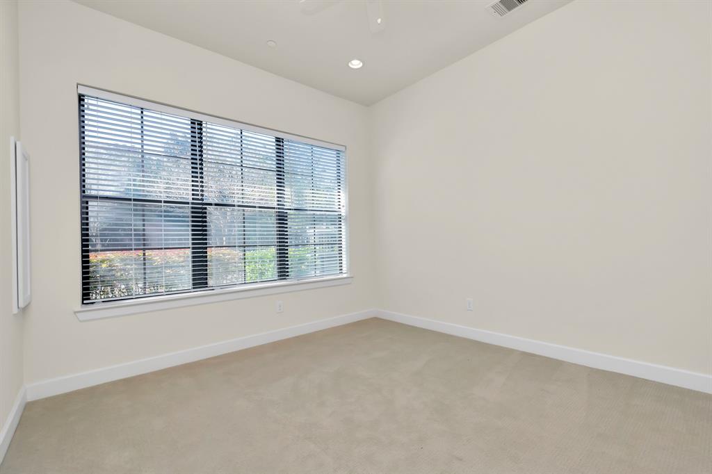 5305 4 Weslayan Street, Houston, Texas 77005, 4 Bedrooms Bedrooms, 8 Rooms Rooms,4 BathroomsBathrooms,Single-family,For Sale,Weslayan,74013791
