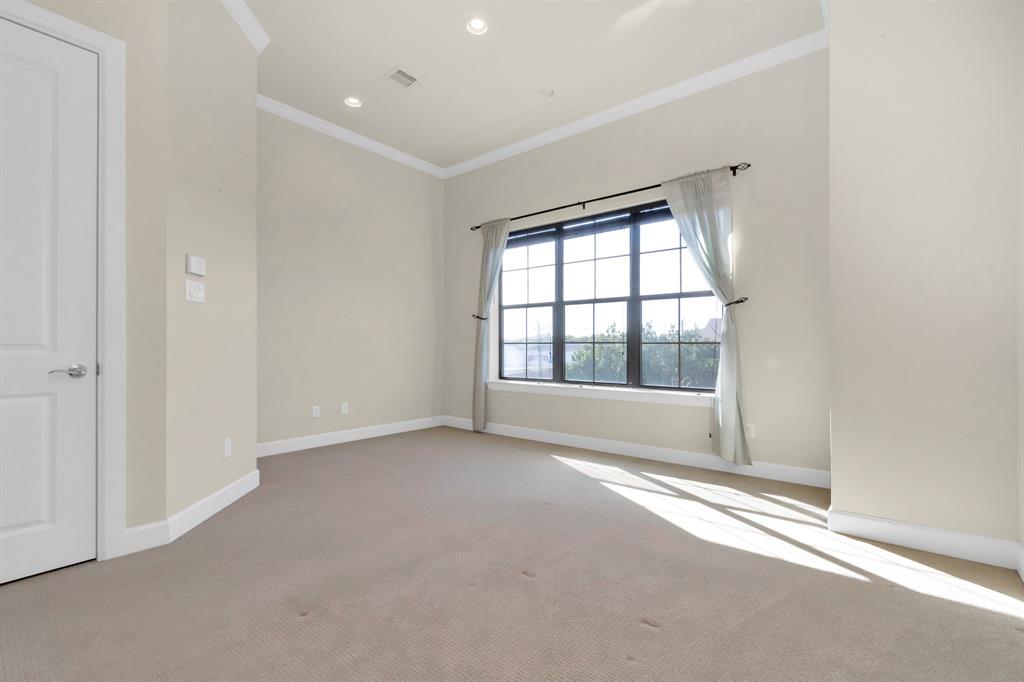 5305 4 Weslayan Street, Houston, Texas 77005, 4 Bedrooms Bedrooms, 8 Rooms Rooms,4 BathroomsBathrooms,Single-family,For Sale,Weslayan,74013791