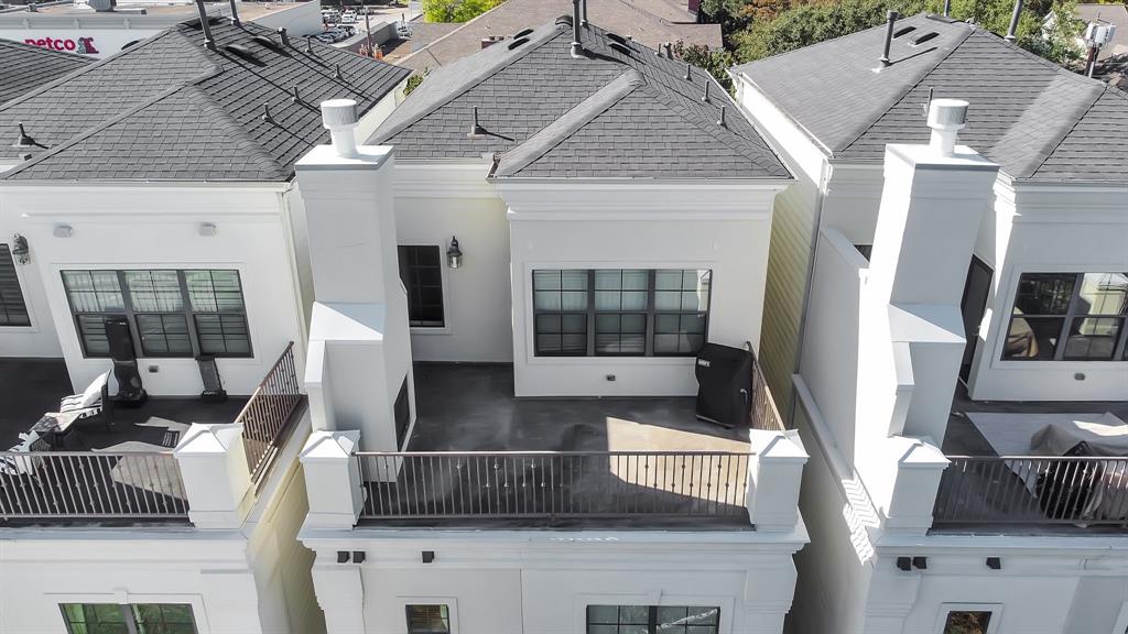 5305 4 Weslayan Street, Houston, Texas 77005, 4 Bedrooms Bedrooms, 8 Rooms Rooms,4 BathroomsBathrooms,Single-family,For Sale,Weslayan,74013791