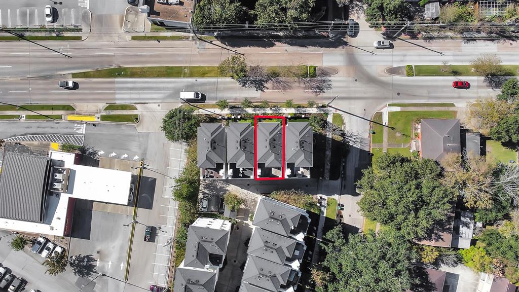 5305 4 Weslayan Street, Houston, Texas 77005, 4 Bedrooms Bedrooms, 8 Rooms Rooms,4 BathroomsBathrooms,Single-family,For Sale,Weslayan,74013791
