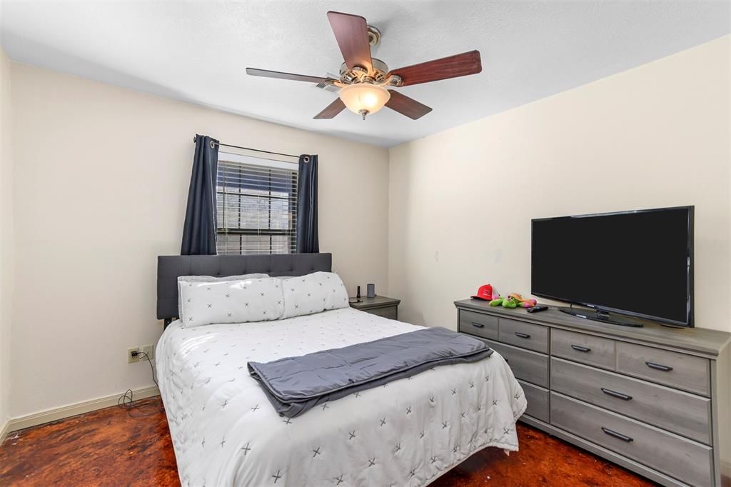 3226 1 Glen Forest Drive, Montgomery, Texas 77356, 4 Bedrooms Bedrooms, 4 Rooms Rooms,3 BathroomsBathrooms,Single-family,For Sale,Glen Forest,86201715