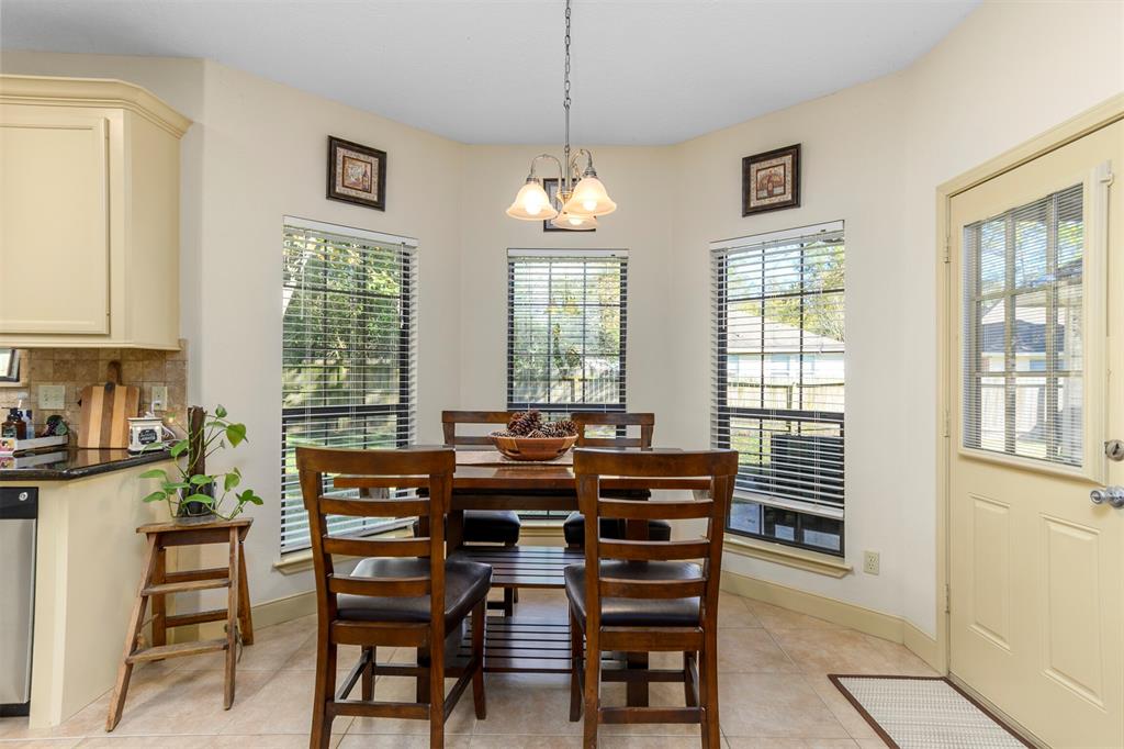 3226 1 Glen Forest Drive, Montgomery, Texas 77356, 4 Bedrooms Bedrooms, 4 Rooms Rooms,3 BathroomsBathrooms,Single-family,For Sale,Glen Forest,86201715