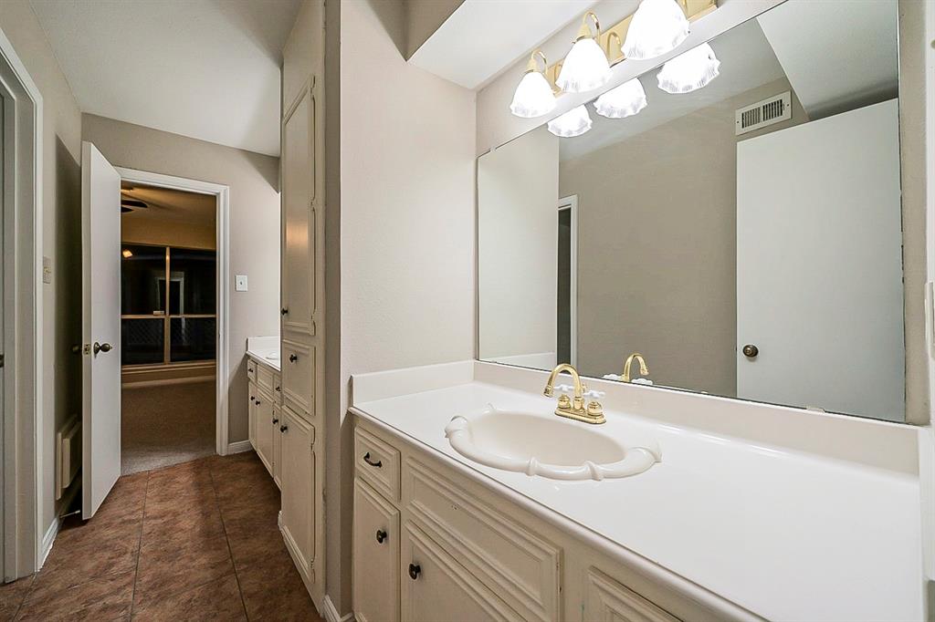20423 2 Woodsong Court, Humble, Texas 77346, 3 Bedrooms Bedrooms, 3 Rooms Rooms,2 BathroomsBathrooms,Single-family,For Sale,Woodsong,81046982