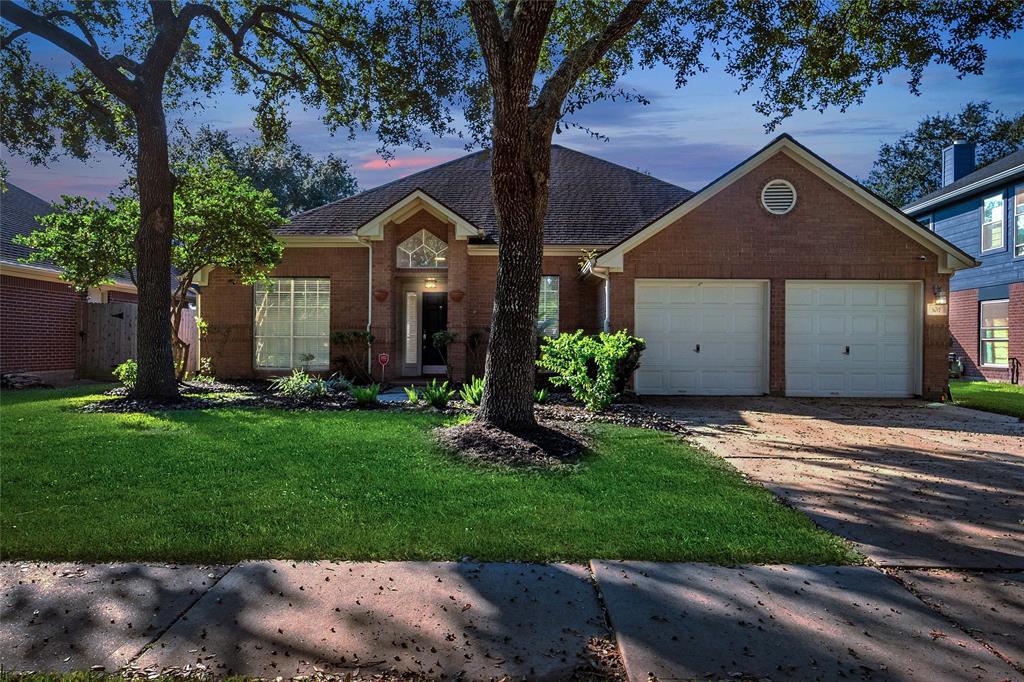 307 1 Vantage Pointe Circle, League City, Texas 77573, 3 Bedrooms Bedrooms, 4 Rooms Rooms,2 BathroomsBathrooms,Single-family,For Sale,Vantage Pointe,28402888