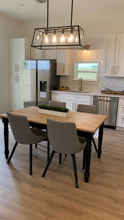 2311 2 Solo Street, Houston, Texas 77020, 3 Bedrooms Bedrooms, 11 Rooms Rooms,2 BathroomsBathrooms,Single-family,For Sale,Solo,74109524