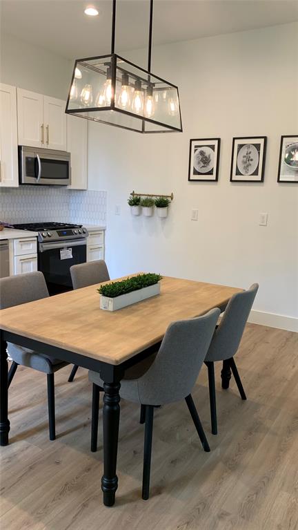 2311 2 Solo Street, Houston, Texas 77020, 3 Bedrooms Bedrooms, 11 Rooms Rooms,2 BathroomsBathrooms,Single-family,For Sale,Solo,74109524