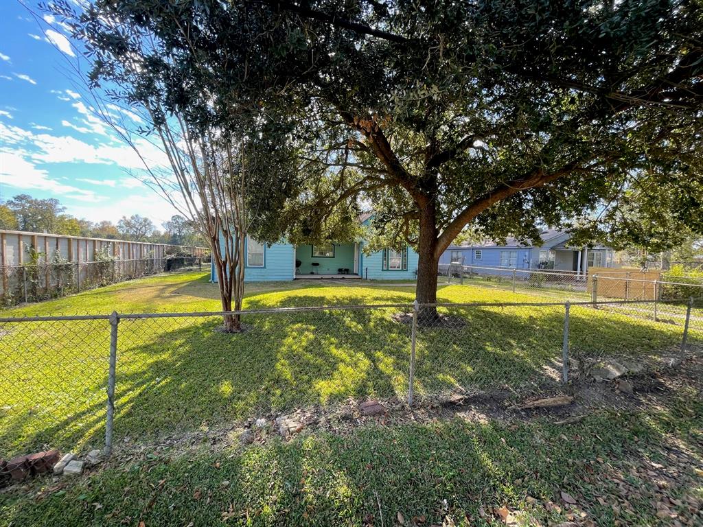 405 1 Donovan Street, Houston, Texas 77091, ,Single-family,For Sale,Donovan,11686520