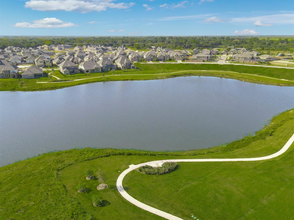 32403 2 Tweed Knoll Court, Fulshear, Texas 77423, 4 Bedrooms Bedrooms, 15 Rooms Rooms,3 BathroomsBathrooms,Single-family,For Sale,Tweed Knoll,77868965