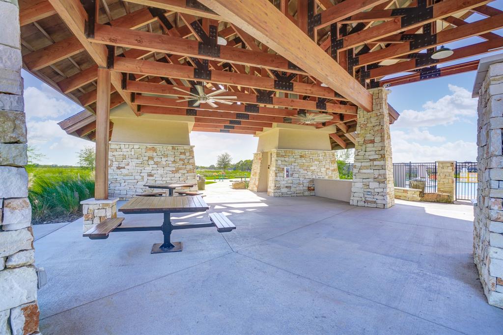32403 2 Tweed Knoll Court, Fulshear, Texas 77423, 4 Bedrooms Bedrooms, 15 Rooms Rooms,3 BathroomsBathrooms,Single-family,For Sale,Tweed Knoll,77868965