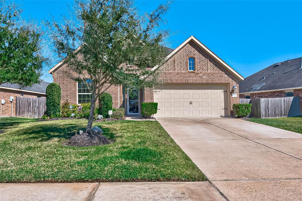 8511 1 Solitude Hill Lane, Richmond, Texas 77407, 4 Bedrooms Bedrooms, 6 Rooms Rooms,2 BathroomsBathrooms,Single-family,For Sale,Solitude Hill,38016325