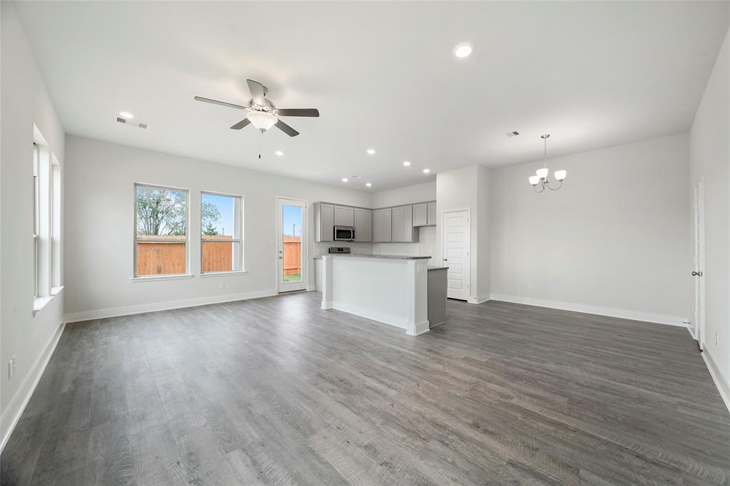 4405 2 Ibiza Lane, Houston, Texas 77045, 3 Bedrooms Bedrooms, 5 Rooms Rooms,2 BathroomsBathrooms,Single-family,For Sale,Ibiza,55711581