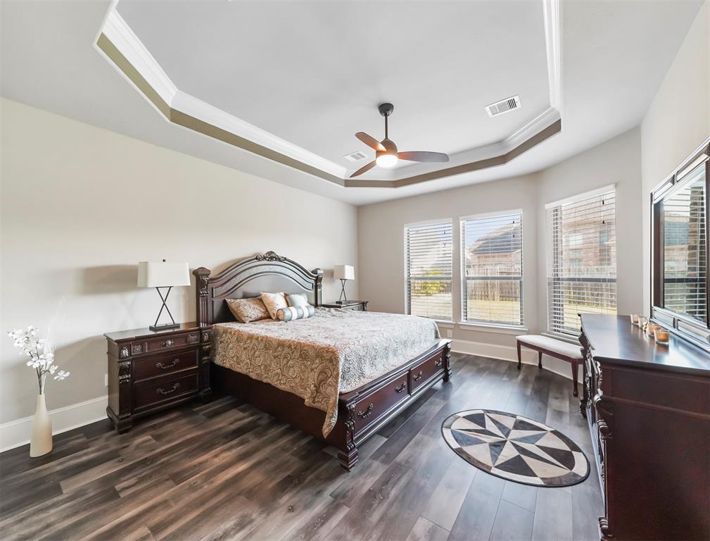 13806 2 Wickdale Garden Lane, Houston, Texas 77044, 4 Bedrooms Bedrooms, 8 Rooms Rooms,2 BathroomsBathrooms,Single-family,For Sale,Wickdale Garden,71549521