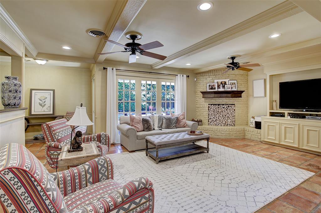 10003 1 Overbrook Lane, Houston, Texas 77042, 3 Bedrooms Bedrooms, 9 Rooms Rooms,2 BathroomsBathrooms,Single-family,For Sale,Overbrook,75904022