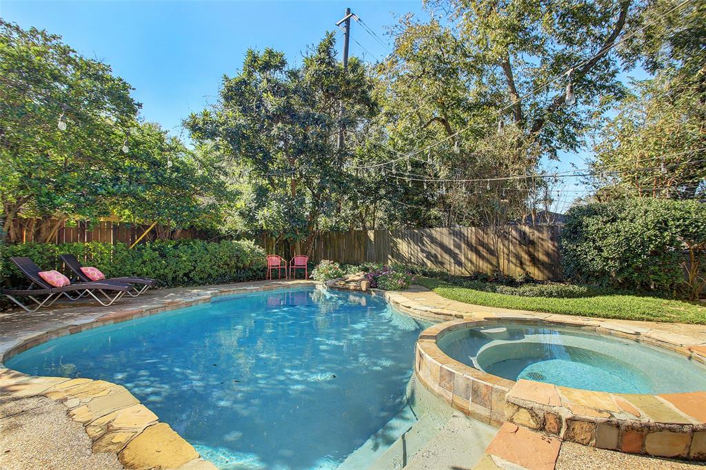 10003 1 Overbrook Lane, Houston, Texas 77042, 3 Bedrooms Bedrooms, 9 Rooms Rooms,2 BathroomsBathrooms,Single-family,For Sale,Overbrook,75904022