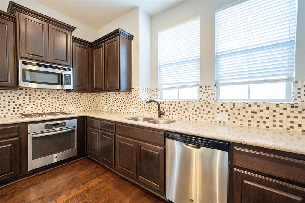 10034 3 Spring Shadows Park Circle, Houston, Texas 77080, 2 Bedrooms Bedrooms, 2 Rooms Rooms,2 BathroomsBathrooms,Single-family,For Sale,Spring Shadows Park,43583321