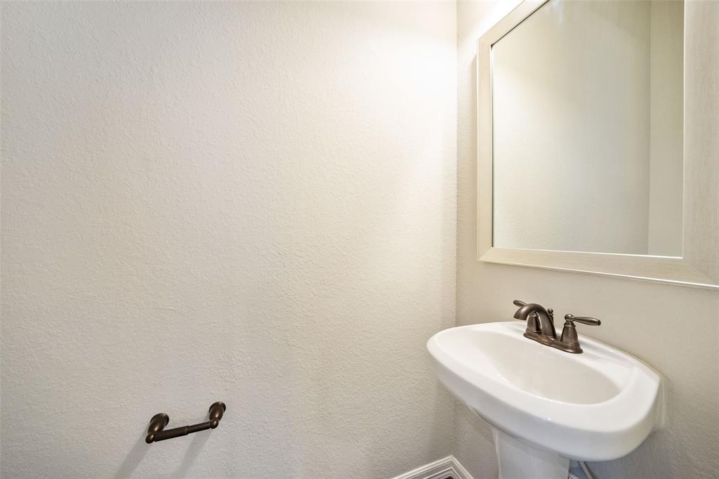 10034 3 Spring Shadows Park Circle, Houston, Texas 77080, 2 Bedrooms Bedrooms, 2 Rooms Rooms,2 BathroomsBathrooms,Single-family,For Sale,Spring Shadows Park,43583321