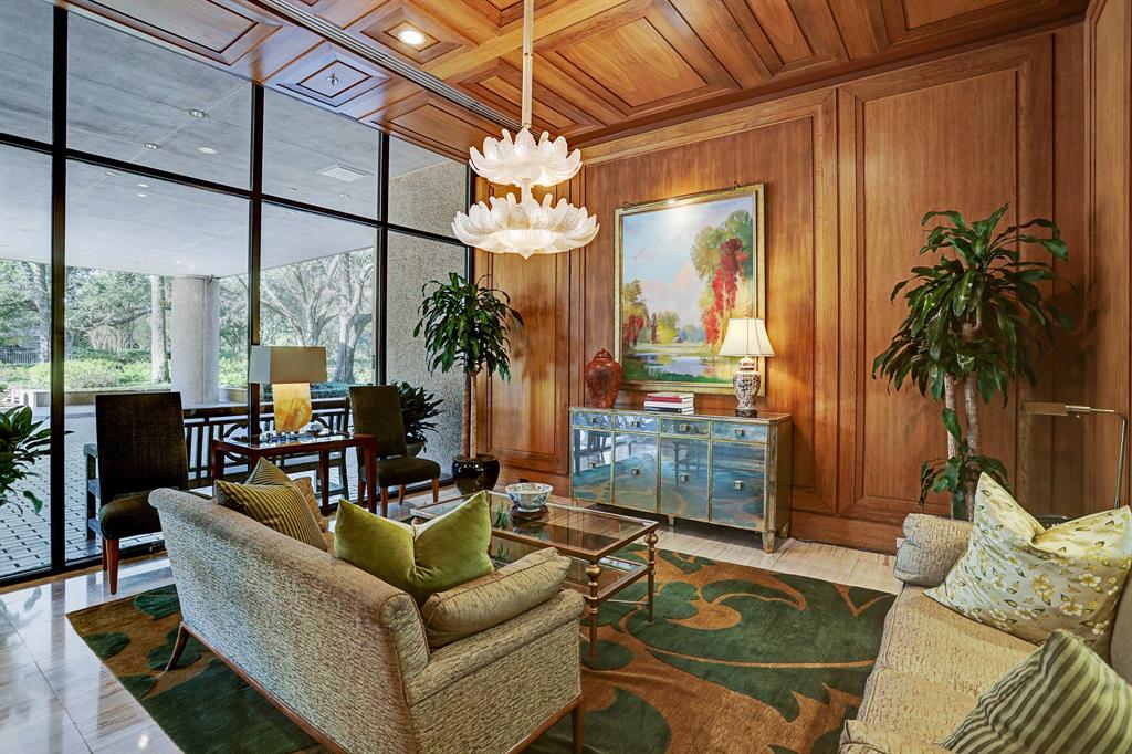 101 Westcott Street, Houston, Texas 77007, 3 Bedrooms Bedrooms, 9 Rooms Rooms,4 BathroomsBathrooms,Mid/hi-rise Condo,For Sale,BAYOU BEND TOWERS,Westcott,88584525