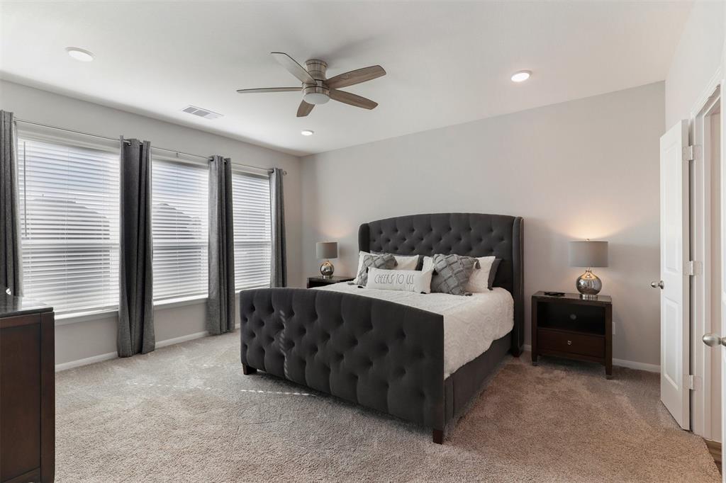 12713 1 Beacon Cove Drive, Texas City, Texas 77568, 4 Bedrooms Bedrooms, 7 Rooms Rooms,2 BathroomsBathrooms,Single-family,For Sale,Beacon Cove,81923567