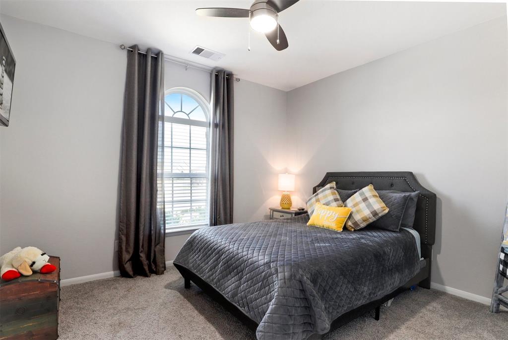 12713 1 Beacon Cove Drive, Texas City, Texas 77568, 4 Bedrooms Bedrooms, 7 Rooms Rooms,2 BathroomsBathrooms,Single-family,For Sale,Beacon Cove,81923567