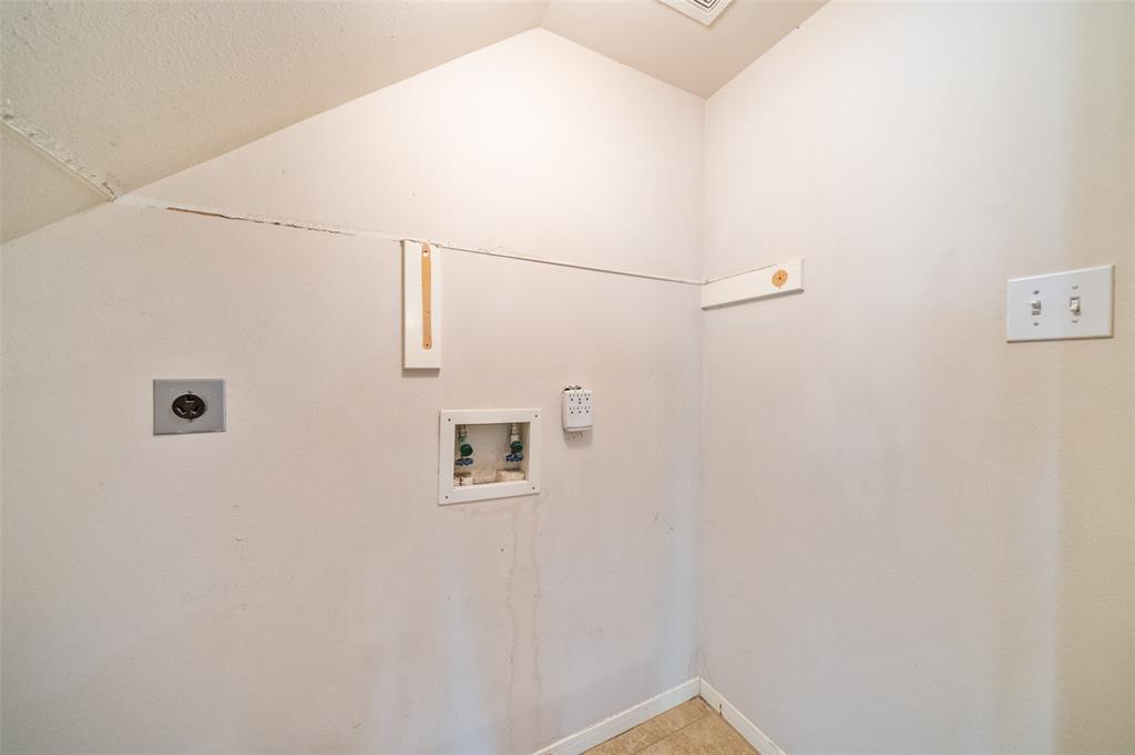 20614 2 Ivory Creek Lane, Katy, Texas 77450, 5 Bedrooms Bedrooms, 5 Rooms Rooms,3 BathroomsBathrooms,Single-family,For Sale,Ivory Creek,78805697