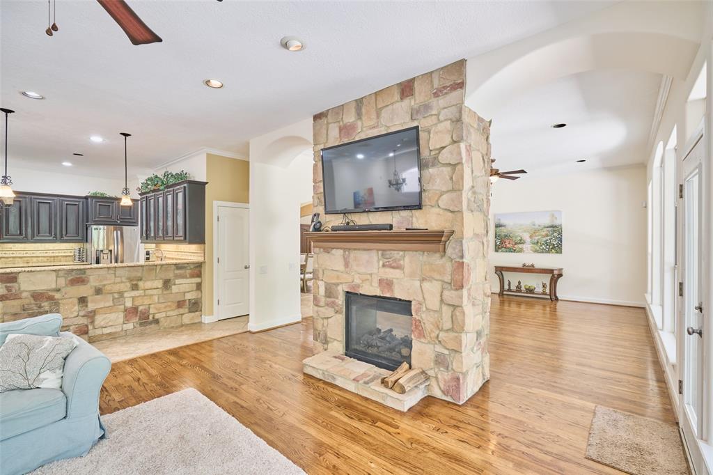 14 2 Argonne Place, The Woodlands, Texas 77382, 4 Bedrooms Bedrooms, 12 Rooms Rooms,3 BathroomsBathrooms,Single-family,For Sale,Argonne,76474753
