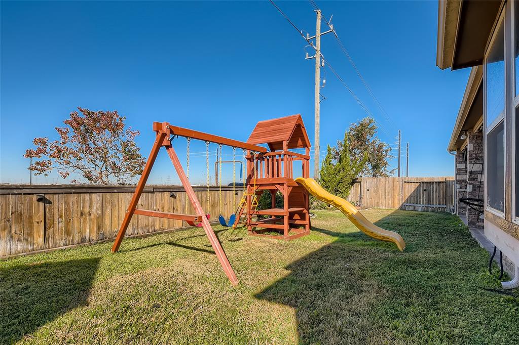 8811 1 Clemens Drive, Cypress, Texas 77433, 4 Bedrooms Bedrooms, 7 Rooms Rooms,3 BathroomsBathrooms,Single-family,For Sale,Clemens,66185727
