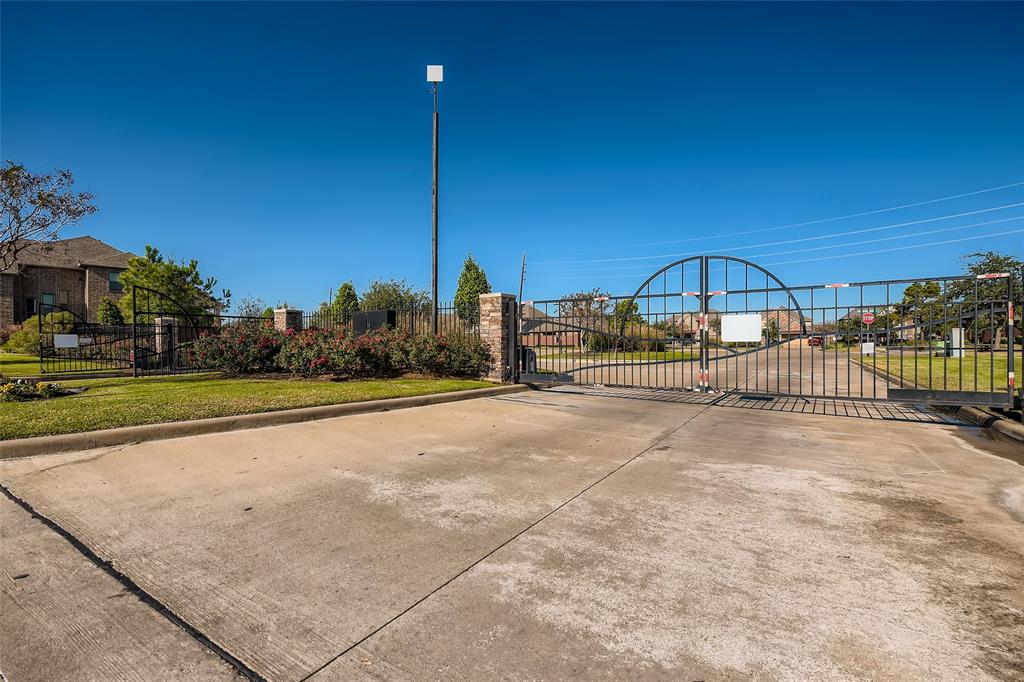 8811 1 Clemens Drive, Cypress, Texas 77433, 4 Bedrooms Bedrooms, 7 Rooms Rooms,3 BathroomsBathrooms,Single-family,For Sale,Clemens,66185727