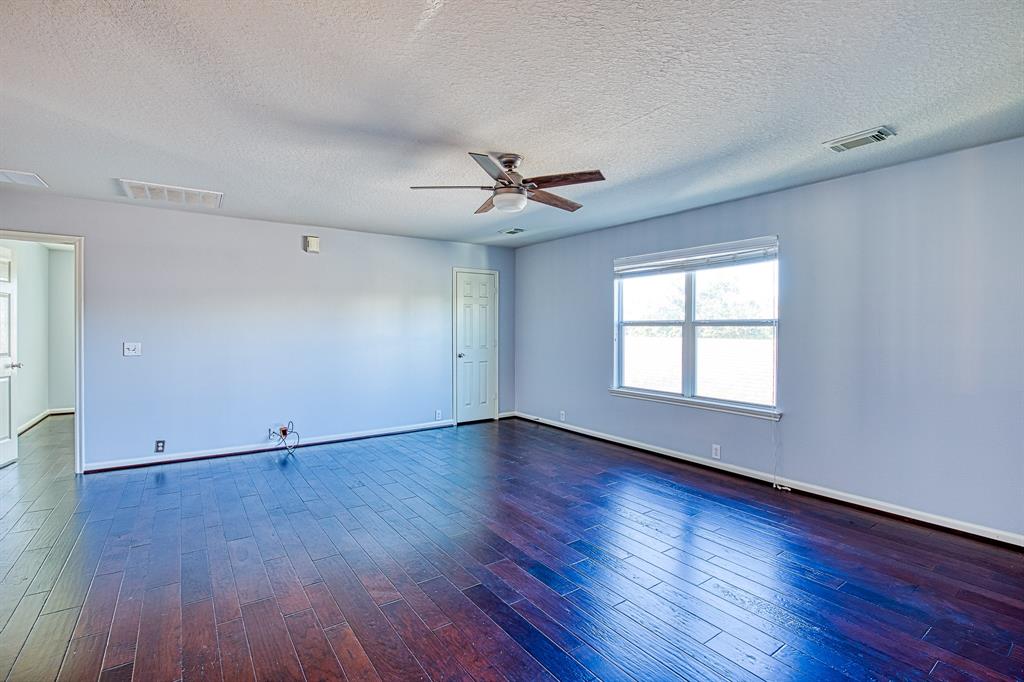 18222 2 Post Oak View Court, Humble, Texas 77346, 4 Bedrooms Bedrooms, 12 Rooms Rooms,2 BathroomsBathrooms,Single-family,For Sale,Post Oak View,89819445
