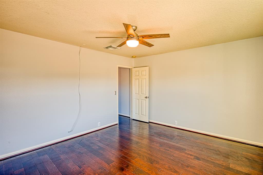 18222 2 Post Oak View Court, Humble, Texas 77346, 4 Bedrooms Bedrooms, 12 Rooms Rooms,2 BathroomsBathrooms,Single-family,For Sale,Post Oak View,89819445