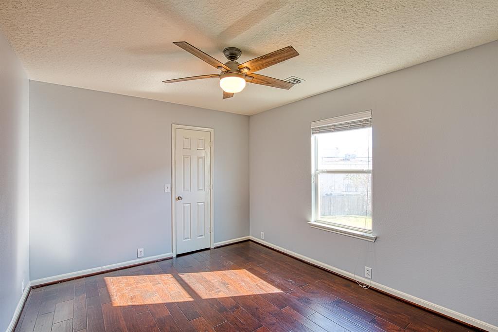 18222 2 Post Oak View Court, Humble, Texas 77346, 4 Bedrooms Bedrooms, 12 Rooms Rooms,2 BathroomsBathrooms,Single-family,For Sale,Post Oak View,89819445