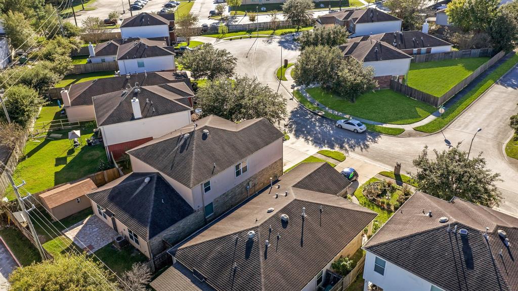 18222 2 Post Oak View Court, Humble, Texas 77346, 4 Bedrooms Bedrooms, 12 Rooms Rooms,2 BathroomsBathrooms,Single-family,For Sale,Post Oak View,89819445