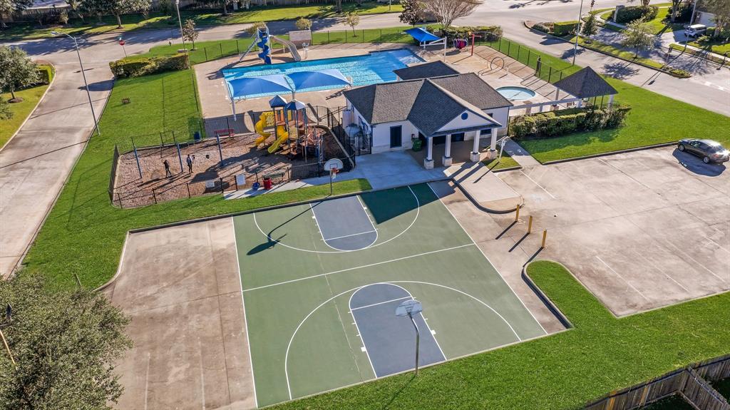 18222 2 Post Oak View Court, Humble, Texas 77346, 4 Bedrooms Bedrooms, 12 Rooms Rooms,2 BathroomsBathrooms,Single-family,For Sale,Post Oak View,89819445