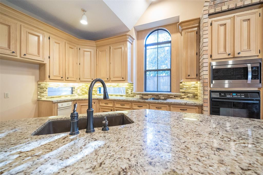 13215 2 Lake Mist Court, Cypress, Texas 77429, 4 Bedrooms Bedrooms, 4 Rooms Rooms,3 BathroomsBathrooms,Single-family,For Sale,Lake Mist,54684371