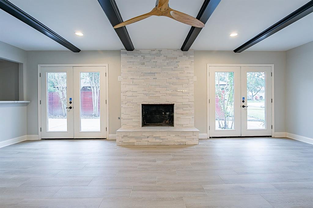610 2 Walnut Bend Lane, Houston, Texas 77042, 4 Bedrooms Bedrooms, 4 Rooms Rooms,2 BathroomsBathrooms,Single-family,For Sale,Walnut Bend,78691608