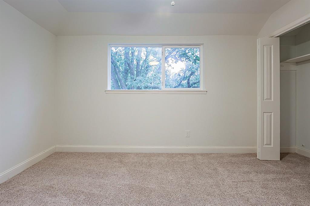 610 2 Walnut Bend Lane, Houston, Texas 77042, 4 Bedrooms Bedrooms, 4 Rooms Rooms,2 BathroomsBathrooms,Single-family,For Sale,Walnut Bend,78691608