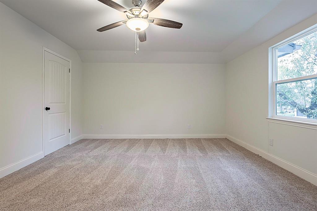 610 2 Walnut Bend Lane, Houston, Texas 77042, 4 Bedrooms Bedrooms, 4 Rooms Rooms,2 BathroomsBathrooms,Single-family,For Sale,Walnut Bend,78691608