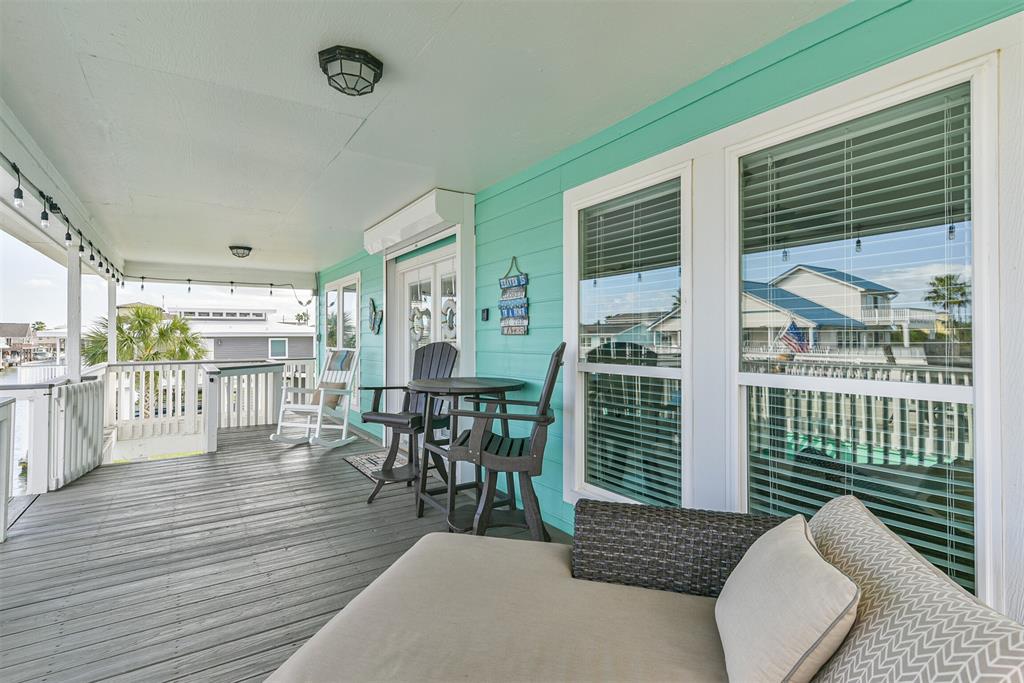 3811 1 Nueces Drive, Galveston, Texas 77554, 3 Bedrooms Bedrooms, 9 Rooms Rooms,2 BathroomsBathrooms,Single-family,For Sale,Nueces,77121327